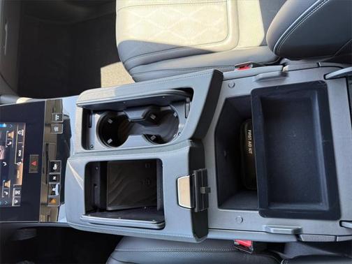 2025 INFINITI QX80 SENSORY AWD