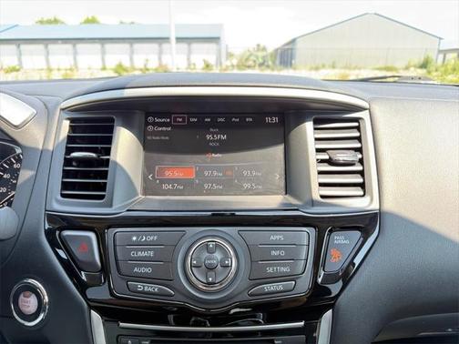 2017 Nissan Pathfinder S