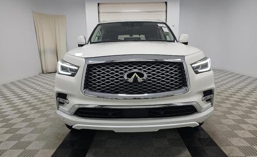 Moonstone White 2024 INFINITI QX80 Luxe