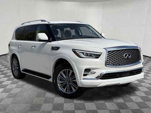 Moonstone White 2024 INFINITI QX80 Luxe