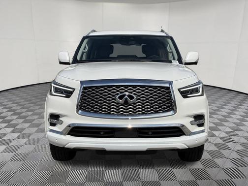 Moonstone White 2024 INFINITI QX80 Luxe