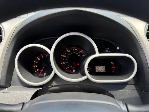 2009 Pontiac Vibe Base