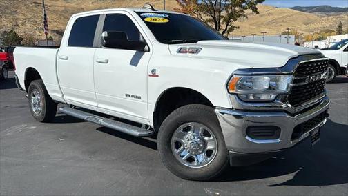 2022 RAM 2500 Big Horn Crew Cab 4x4 64' Box