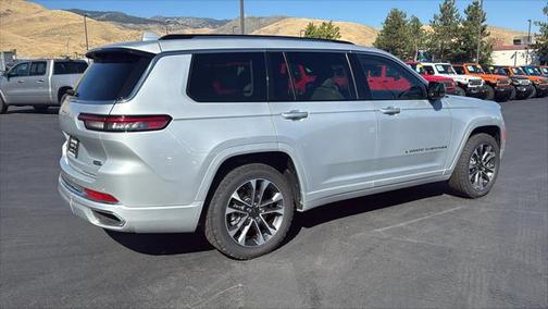 2021 Jeep Grand Cherokee L Overland 4x4