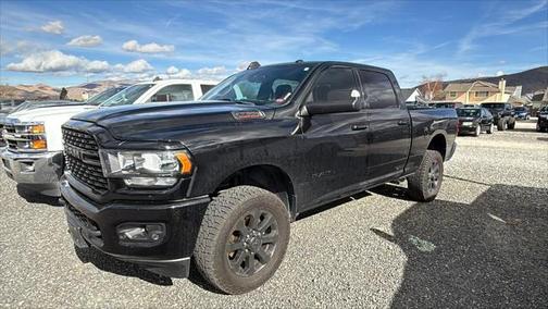 2022 RAM 2500 Big Horn Crew Cab 4x4 64' Box