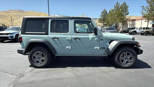 2024 Jeep Wrangler 4-Door Willys 4x4