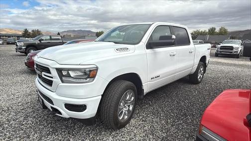 2019 RAM 1500 Big Horn/Lone Star Crew Cab 4x4 57' Box