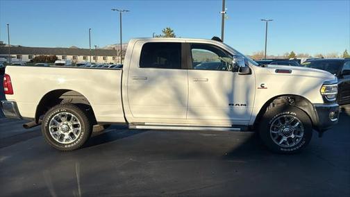 2023 RAM 3500 Laramie Crew Cab 4x4 64' Box