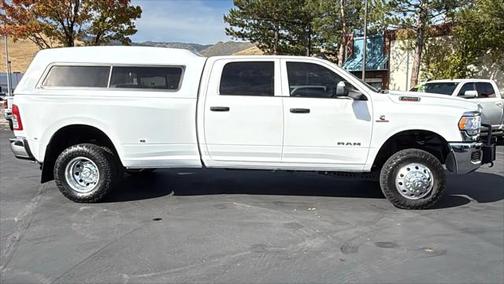 2019 RAM 3500 Tradesman Crew Cab 4x4 8 Box