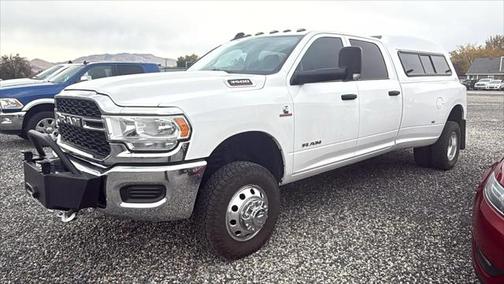 2019 RAM 3500 Tradesman Crew Cab 4x4 8 Box