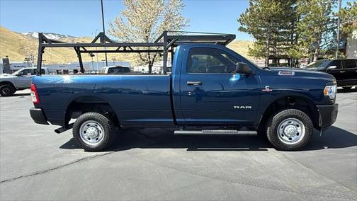 2022 RAM 2500 Tradesman Regular Cab 4x4 8 Box