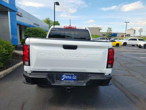 2025 Chevrolet Colorado WT