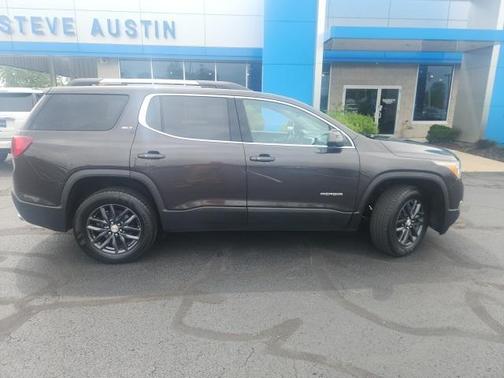 2017 GMC Acadia SLT-1