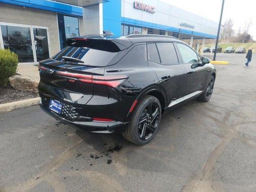 2025 Chevrolet Equinox EV RS