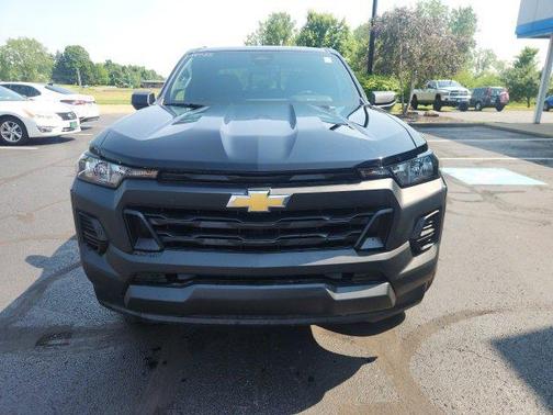 2025 Chevrolet Colorado WT