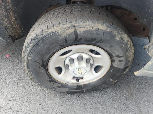 2005 Chevrolet Silverado 2500 Work Truck