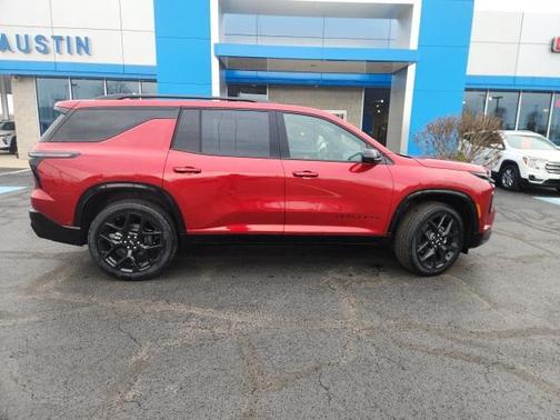 2025 Chevrolet Traverse RS