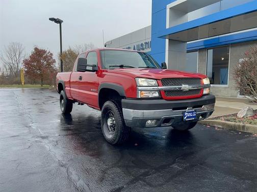 2004 Chevrolet Silverado 2500 LS H/D Extended Cab