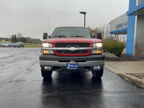2004 Chevrolet Silverado 2500 LS H/D Extended Cab