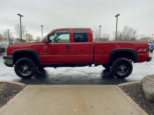 2004 Chevrolet Silverado 2500 LS H/D Extended Cab