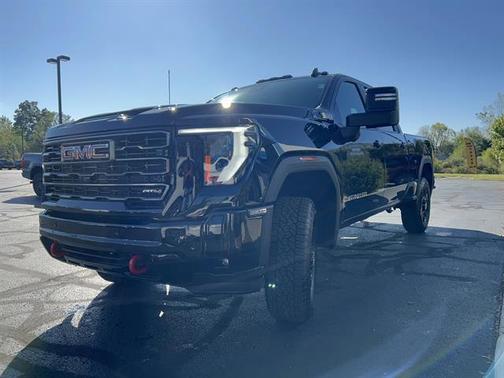 2025 GMC Sierra 2500 AT4