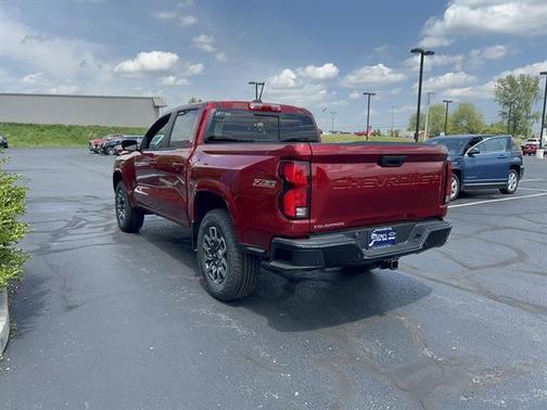 Radiant Red Tintcoat 2026 Chevrolet Colorado Z71