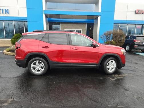 2022 GMC Terrain SLE