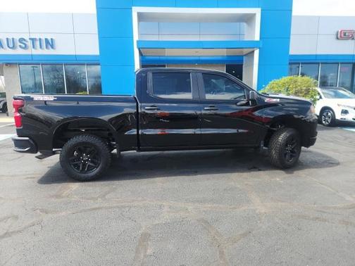 2025 Chevrolet Silverado 1500 Custom Trail Boss