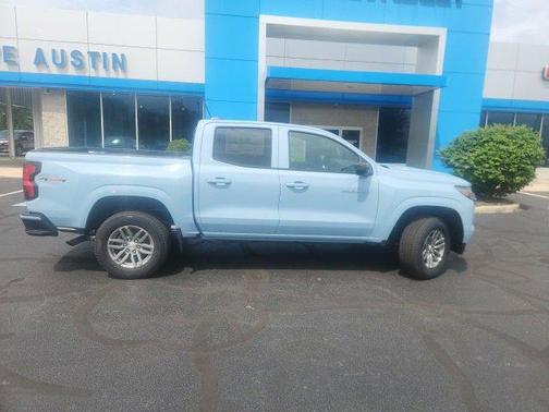 2025 Chevrolet Colorado WT