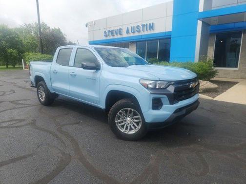 2025 Chevrolet Colorado WT