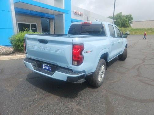 2025 Chevrolet Colorado WT