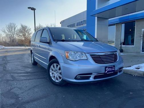 2013 Chrysler Town & Country Touring