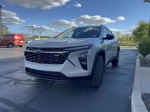 2026 Chevrolet Trax FWD 2RS