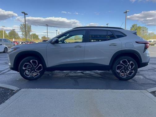 2026 Chevrolet Trax FWD 2RS