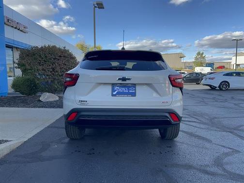 2026 Chevrolet Trax FWD 2RS