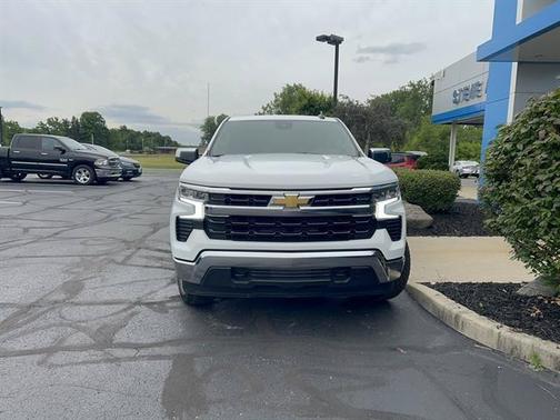 Summit White 2025 Chevrolet Silverado 1500 LT