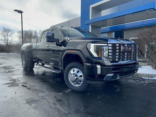 2024 GMC Sierra 3500 Denali