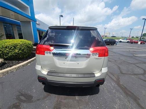 Gold 2015 GMC Terrain SLE-2