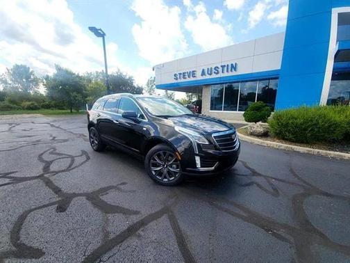 Stellar Black Metallic 2018 Cadillac XT5 Premium Luxury