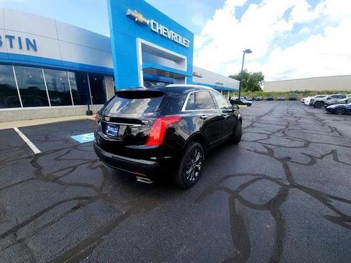 Stellar Black Metallic 2018 Cadillac XT5 Premium Luxury