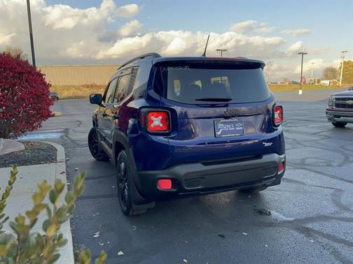 2017 Jeep Renegade Altitude