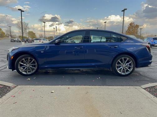 2024 Cadillac CT5 Sport