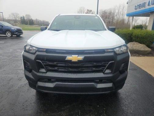 2025 Chevrolet Colorado WT