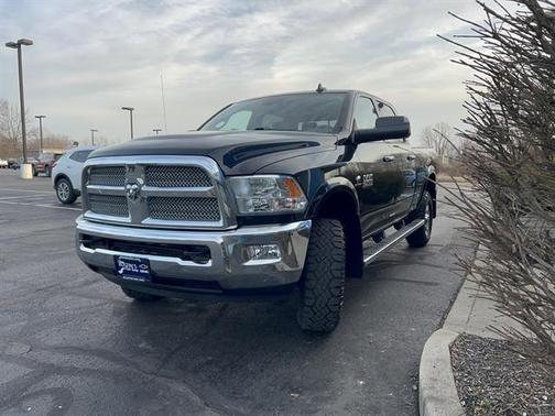 2018 RAM 2500 Big Horn Crew Cab 4x4 6'4' Box