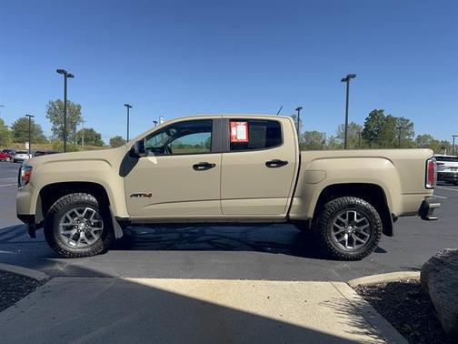 2022 GMC Canyon AT4