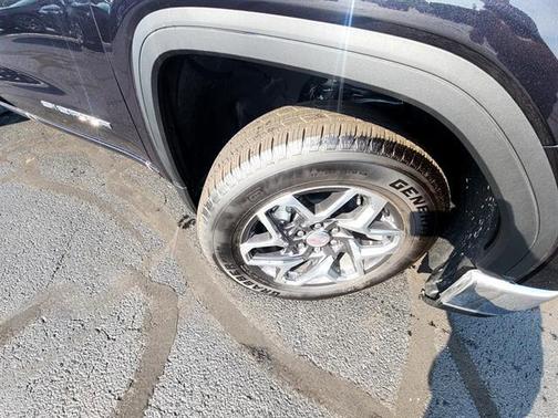 2025 GMC Sierra 1500 SLE