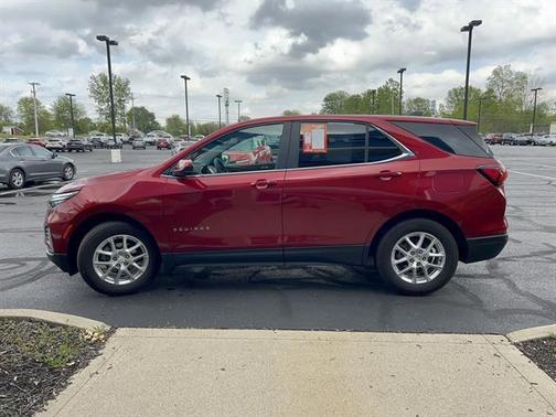 Radiant Red Tintcoat 2024 Chevrolet Equinox 1LT