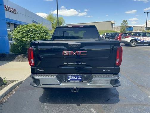 Onyx Black 2026 GMC Sierra 1500 SLT