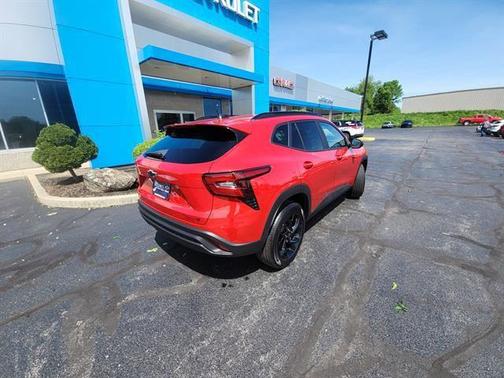 Apex Red 2026 Chevrolet Trax LT