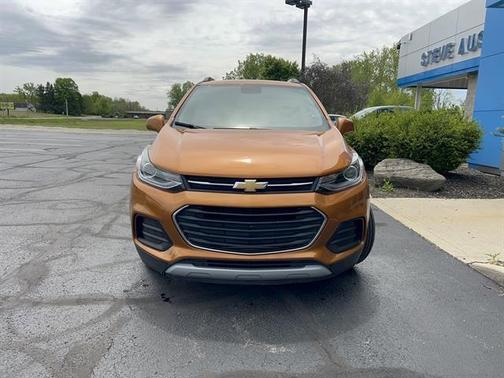 Orange Burst Metallic 2017 Chevrolet Trax LT